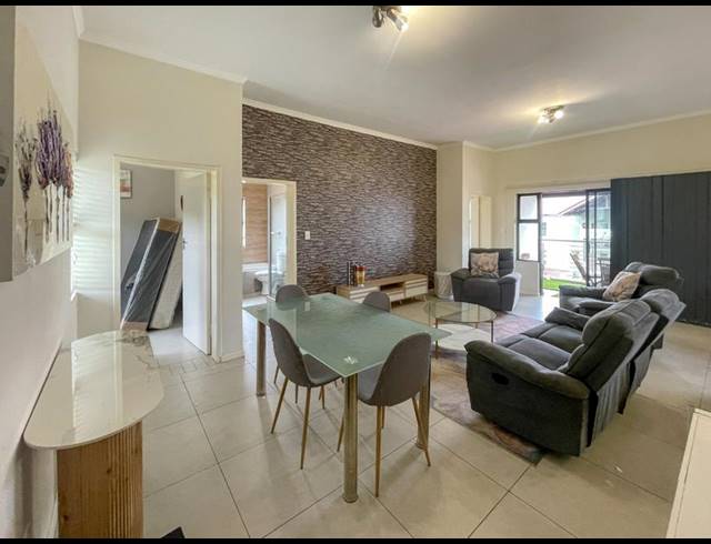 2 BEDROOM PROPERTY TO RENT IN GOLDEN FIELDS ESTATE